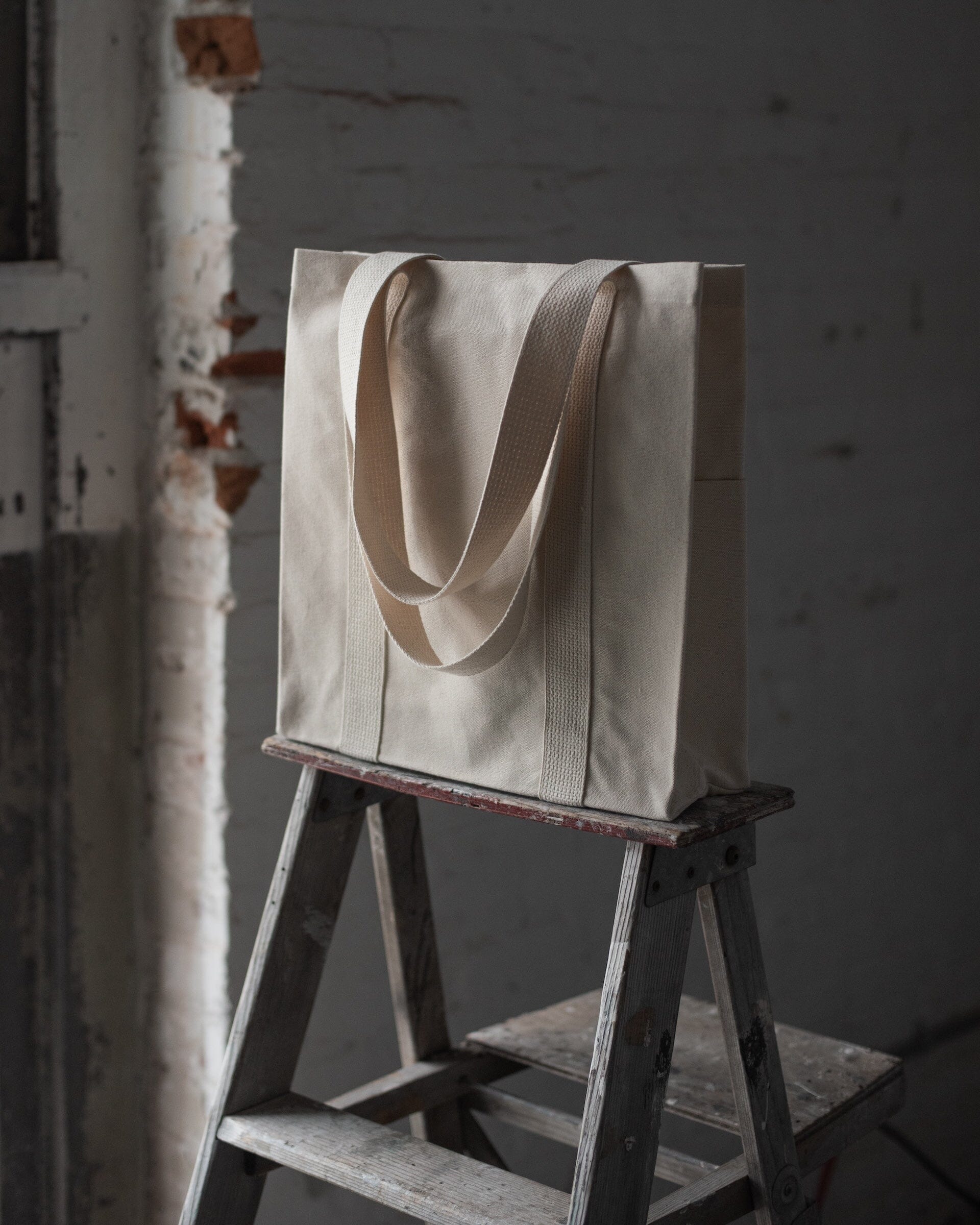 The Anna Tote Back 1