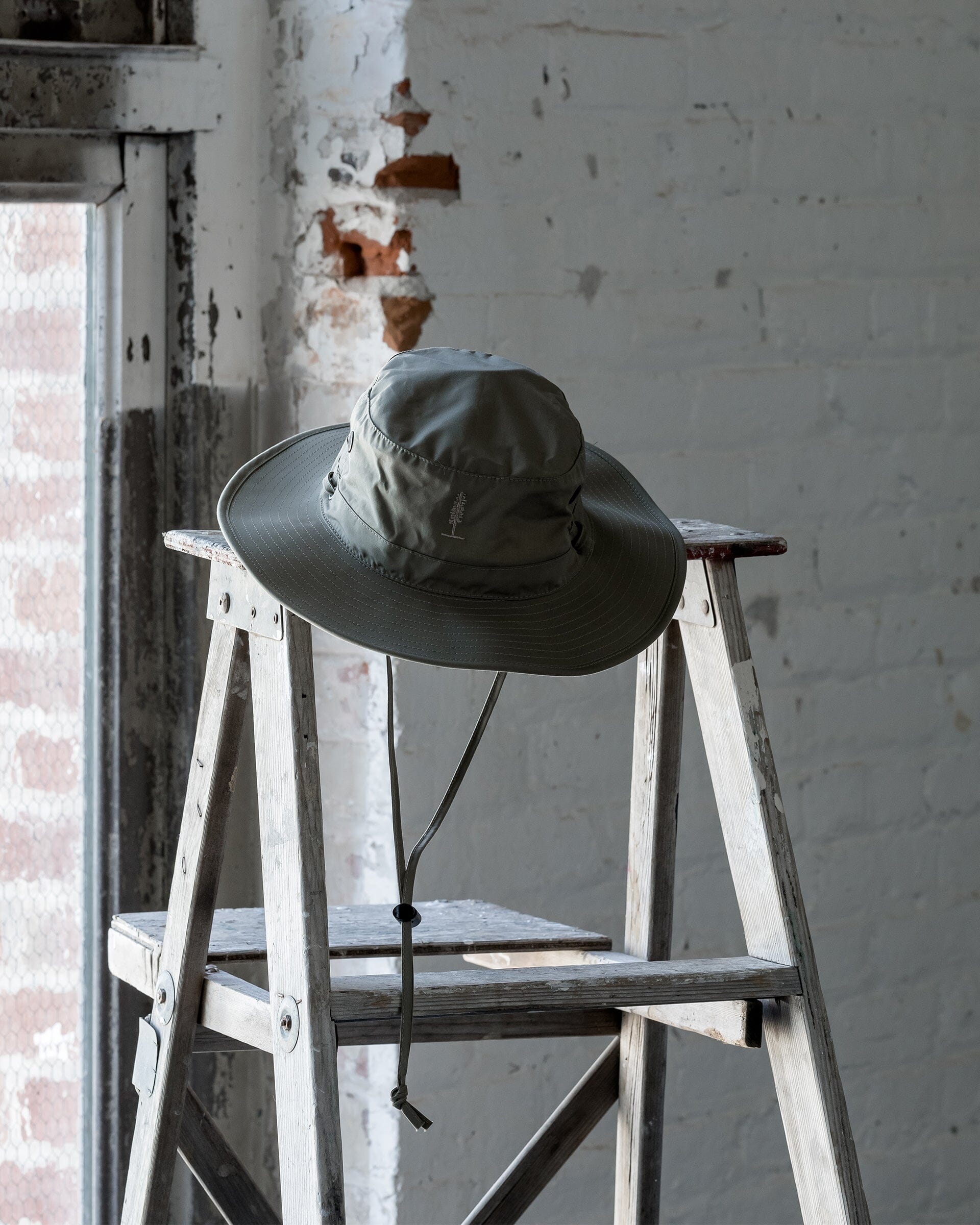 #color_sage The Bucket Hat in Sage Front 