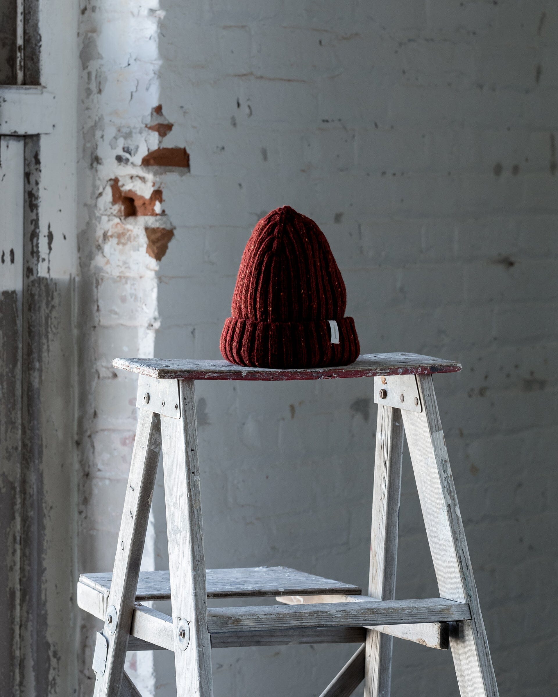 The Fisherman Toque in Speckled Red Front #color_speckled-red