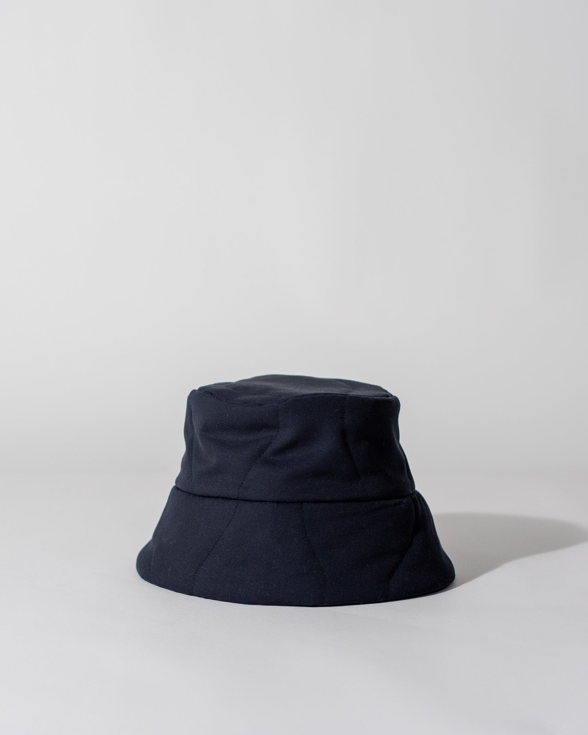 #color_navy The Quilted Bucket Hat in Navy 