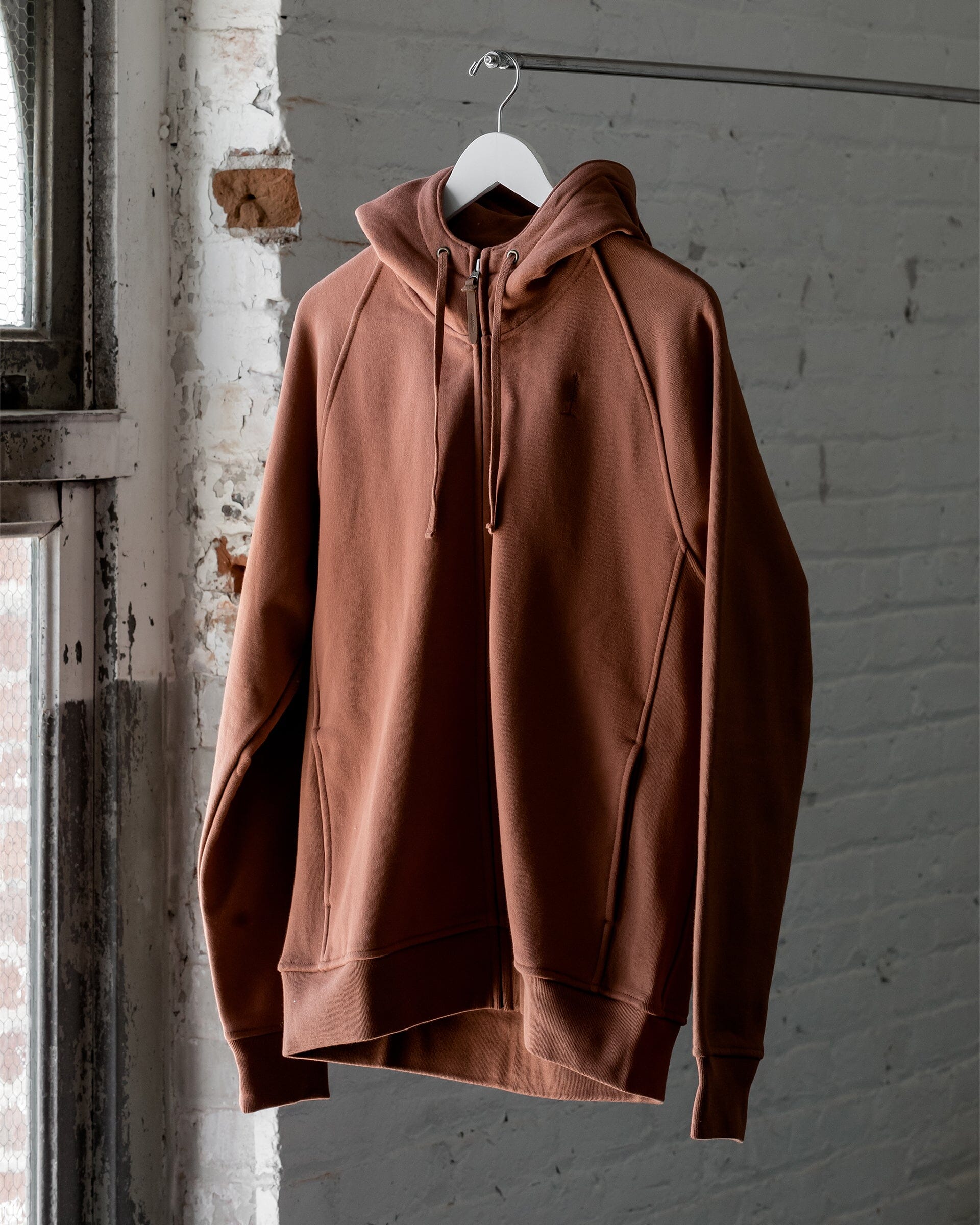 The Ecologyst Peak Hoodie in Clay - Front #color_clay