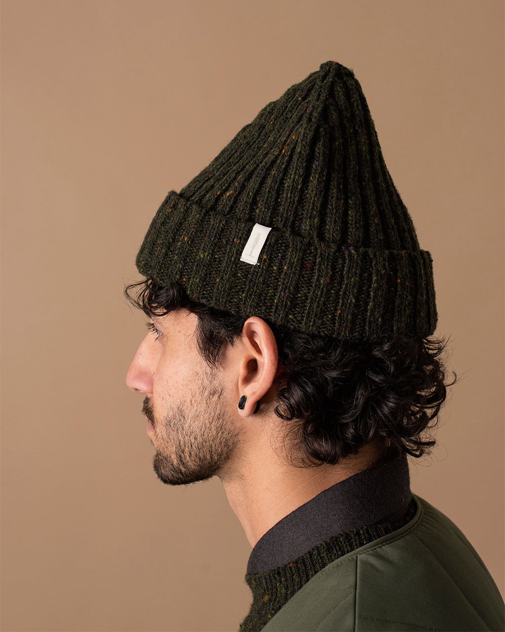 The Fisherman Toque in Speckled Dark Green On Body #color_speckled-dark-green