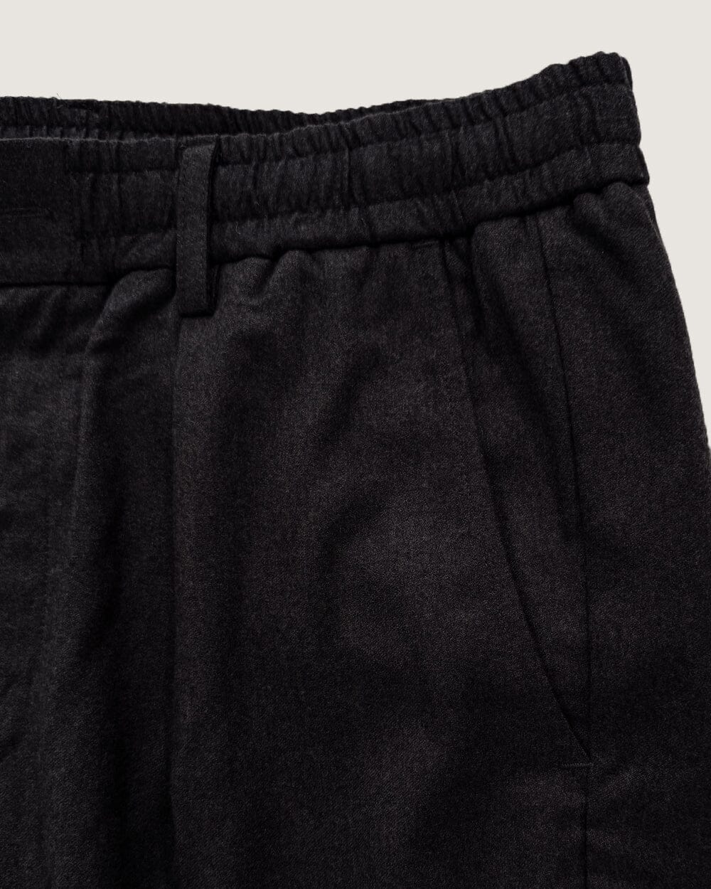The Mens Light Wool Pleated Pant Heather Charcoal