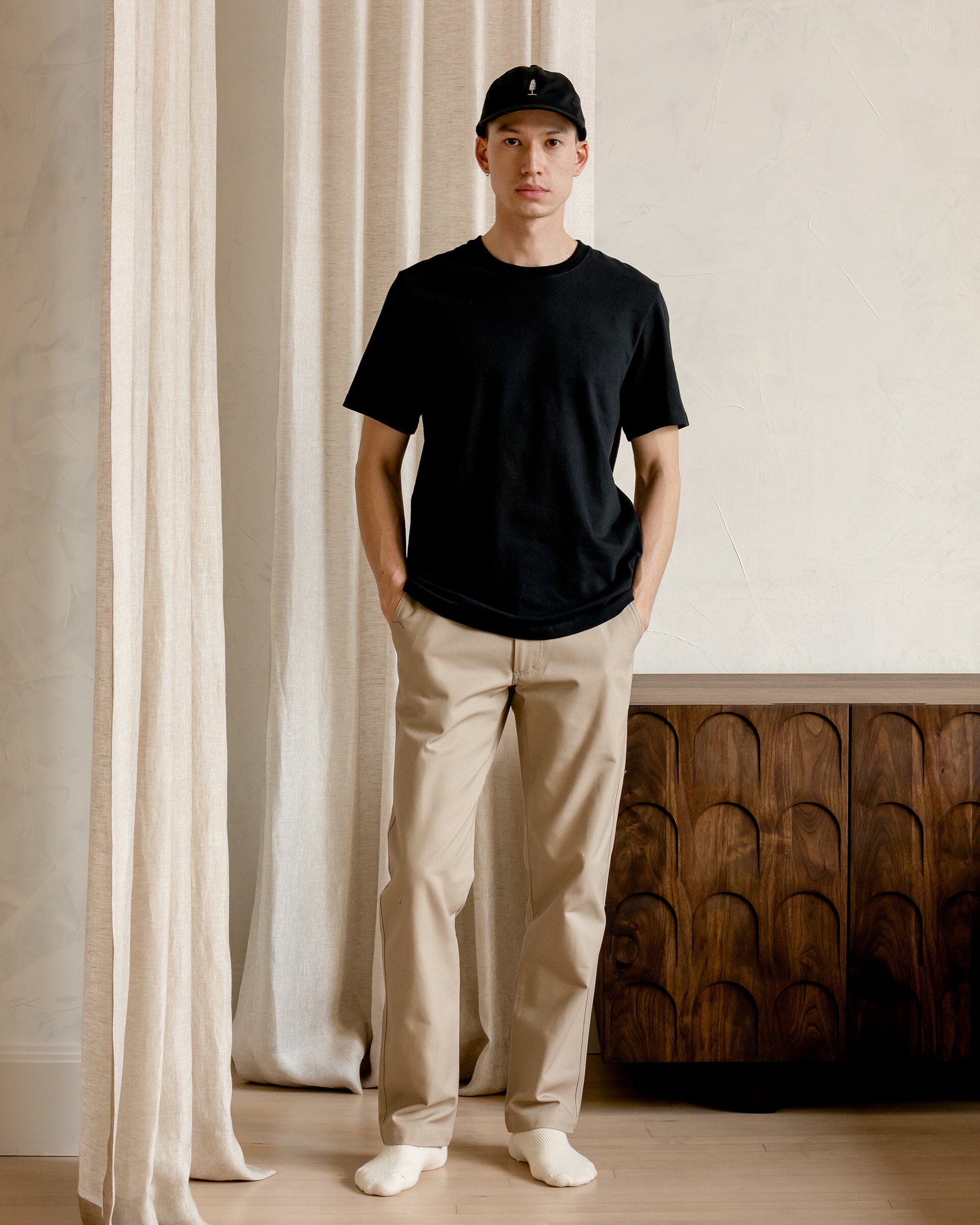The Chino Pant in Dune - On model 1 #color_dune