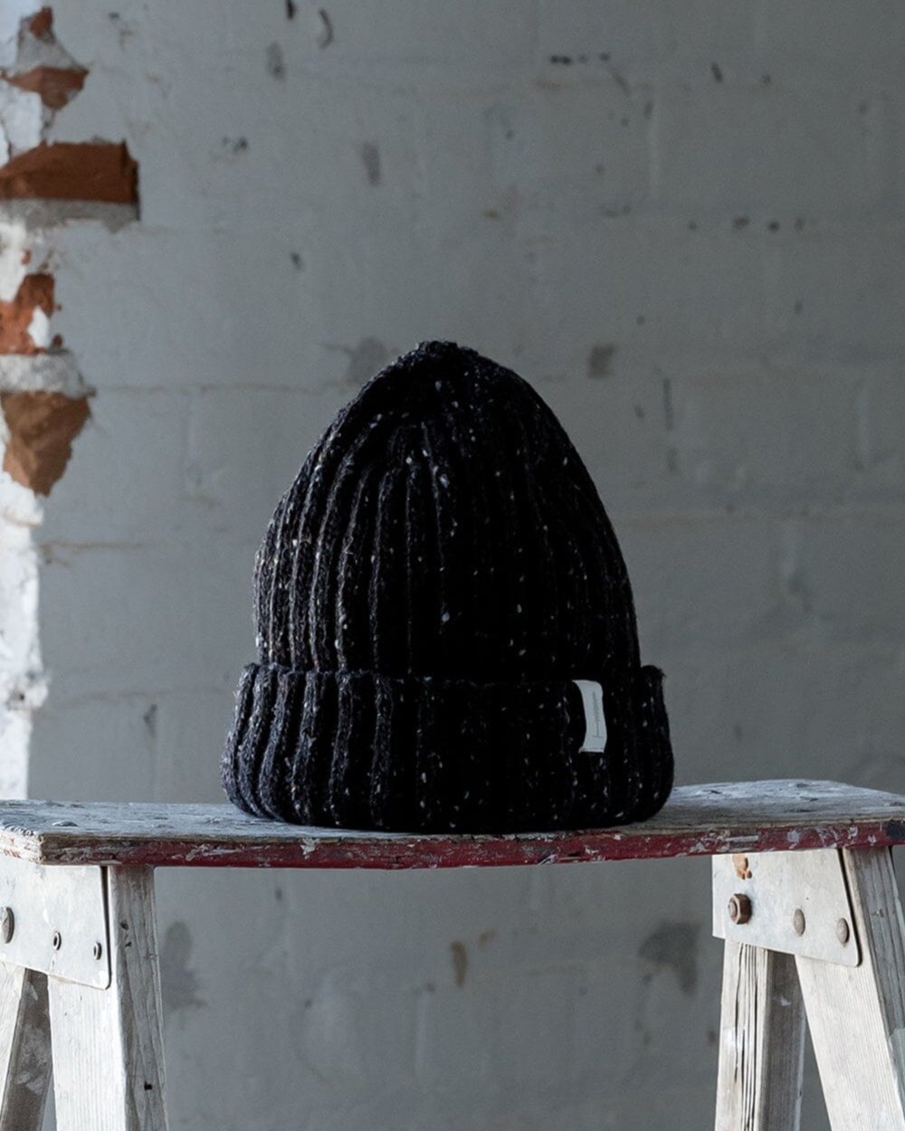 The Fisherman Toque in Speckled Black Front #color_speckled-black