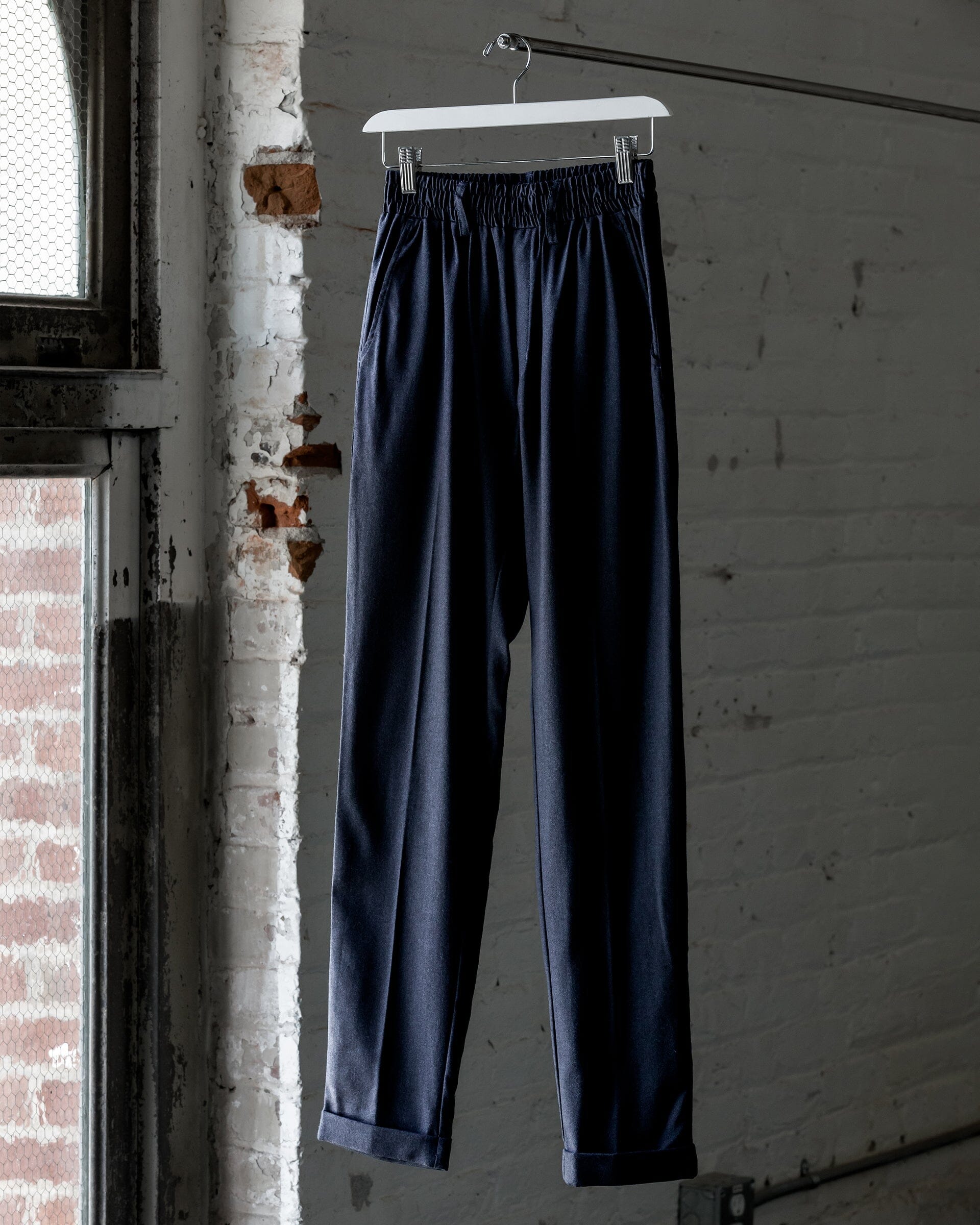 The Mens Light Wool Pants in Heather Navy - Front #color_heather navy