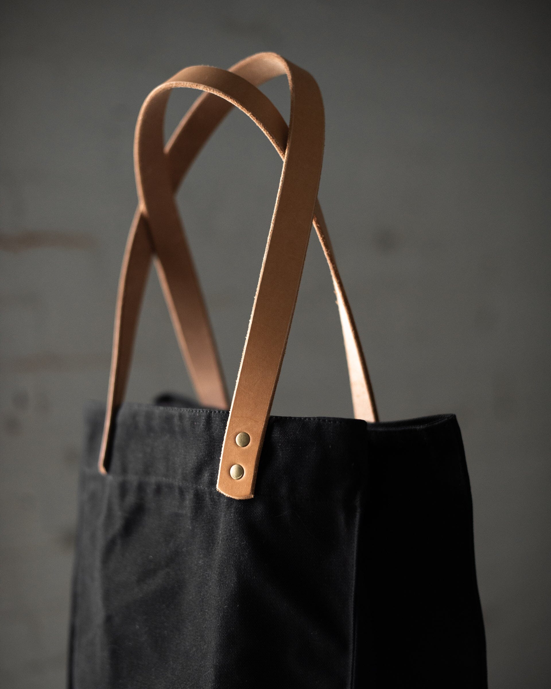     TheMarketToteinBlack-Front1  1920 × 2400px  The Market Tote in Black- detail 1 #color_black