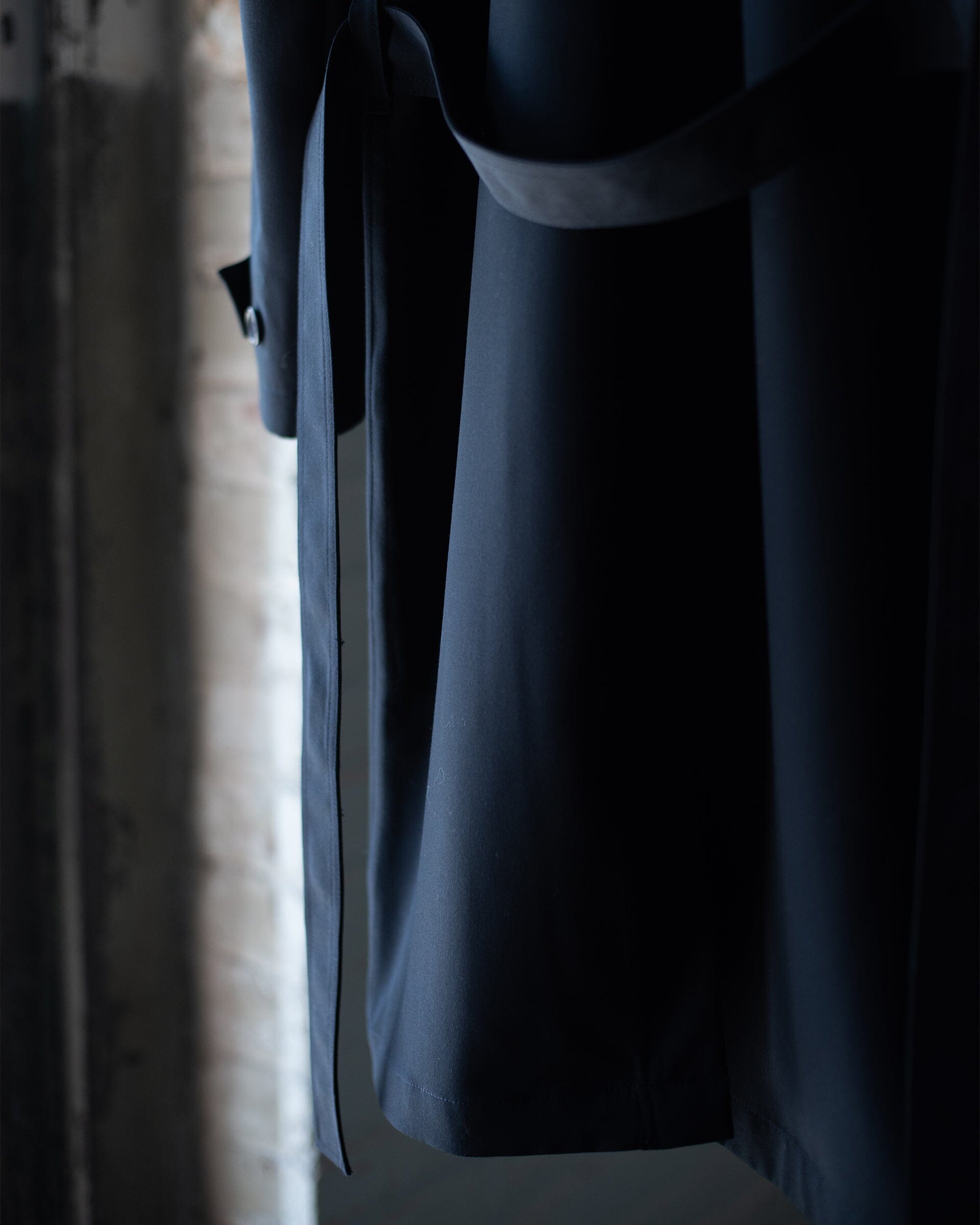 The Marzotto Trench in Navy - Detail 1 #color_navy