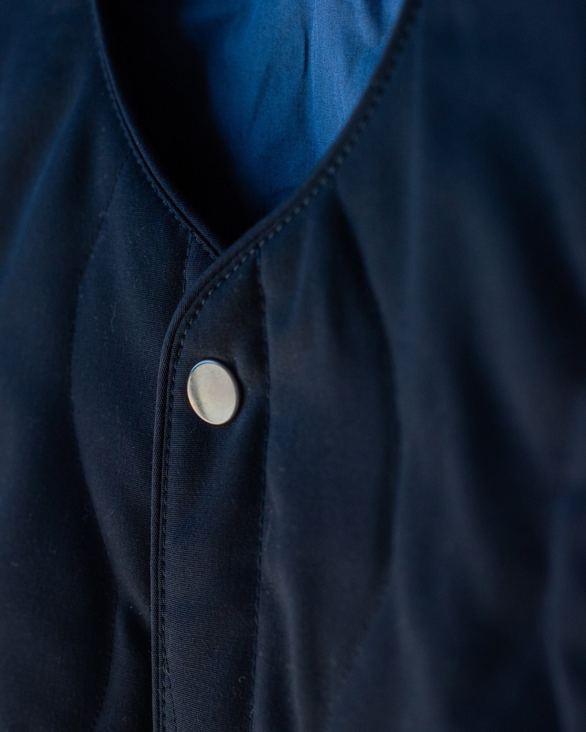 The Quilted Liner Jacket in Navy - detail #color_navy