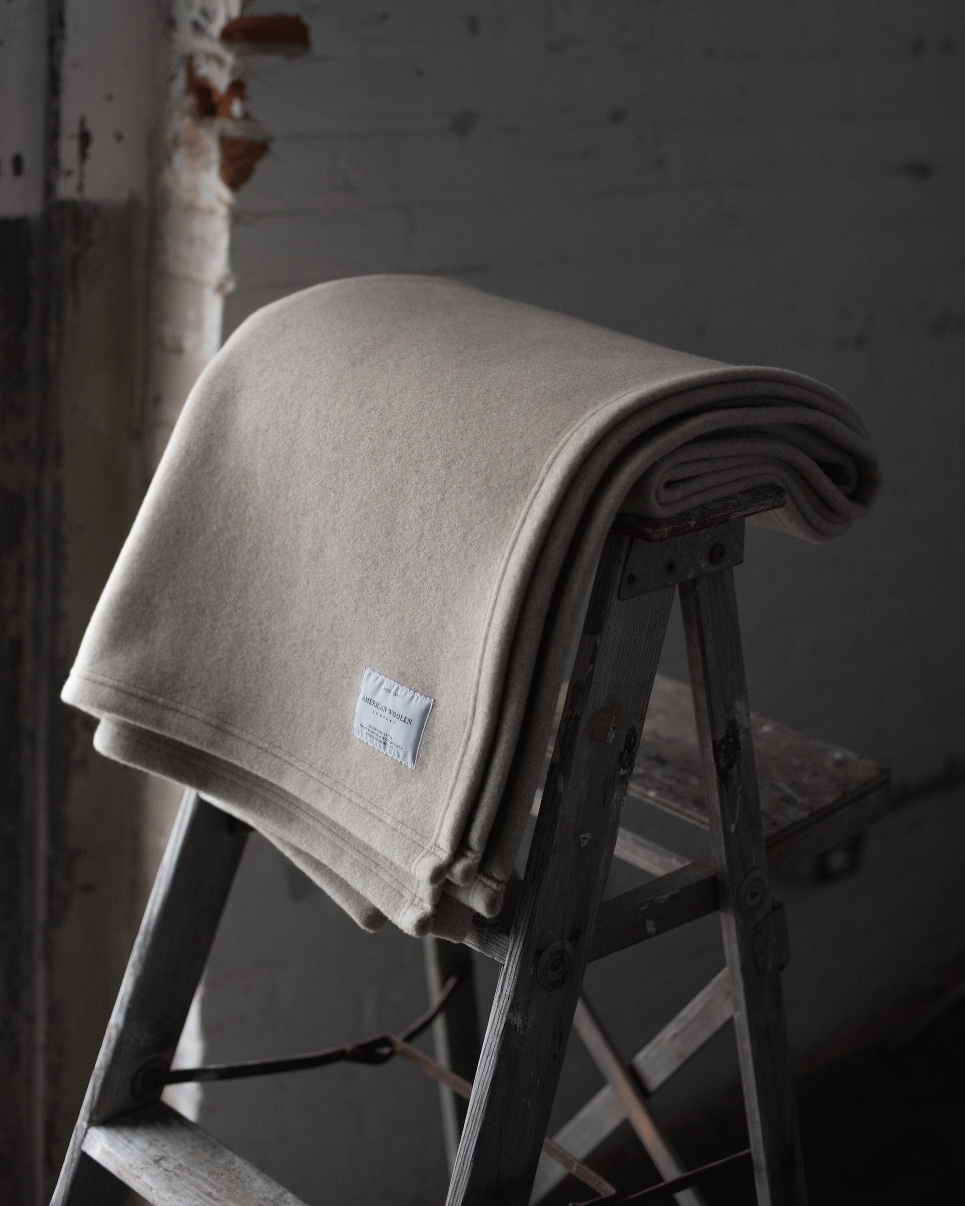 The Wool Cashmere Blanket
