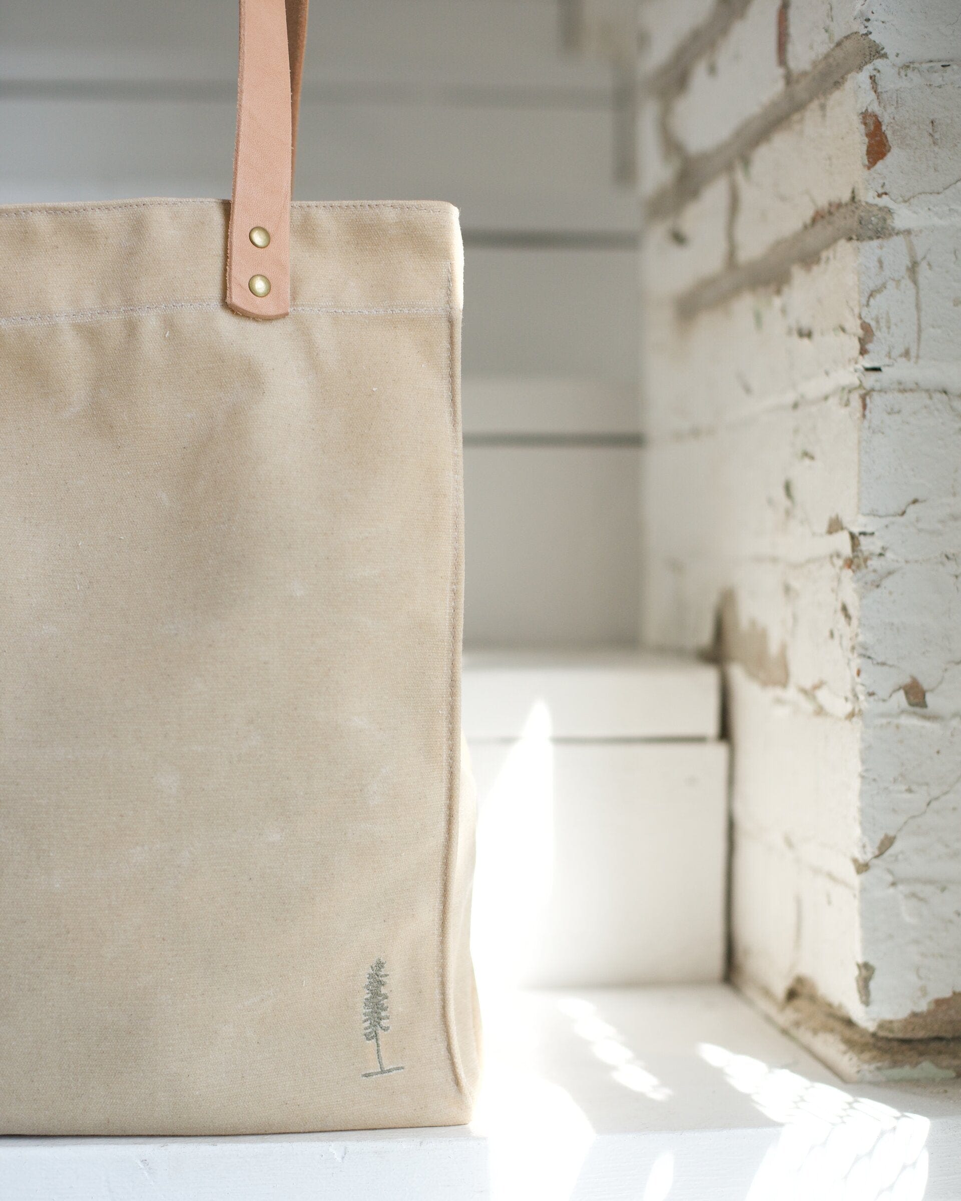 Market canvas tote sale