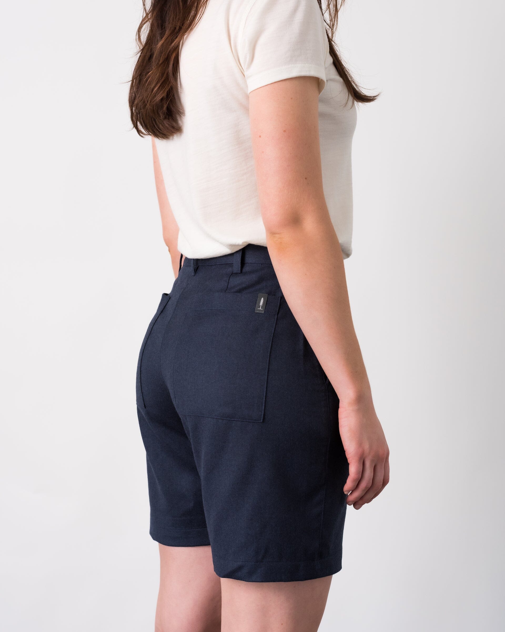 The Womens Light Wool Short in Heather Navy - Full Body 2 #color_heather navy