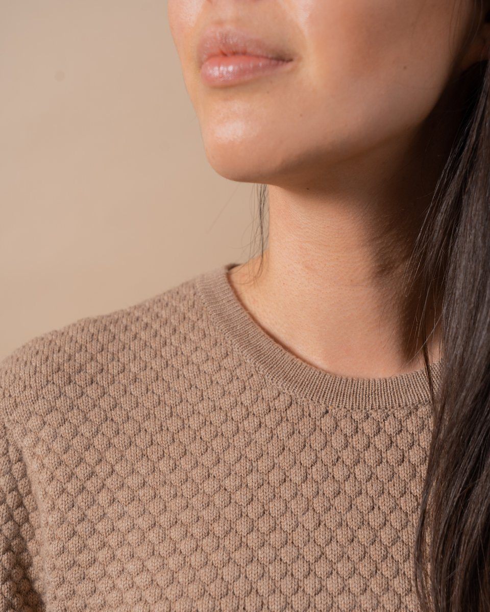 The Merino Sweater in Nutmeg - Detail #colour_nutmeg
