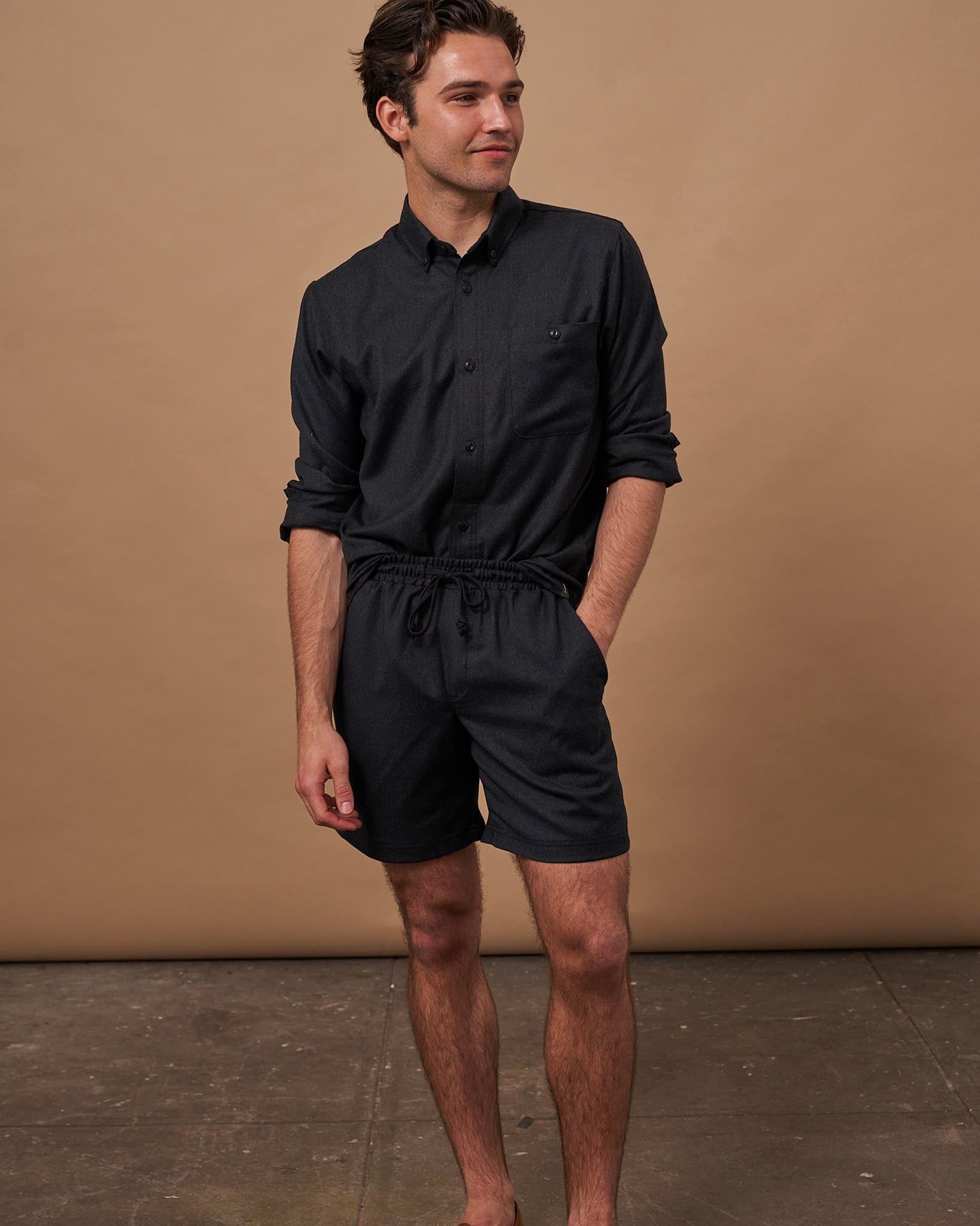 The Mens Light Wool Short in Heather Charcoal Full Body #color_heather-charcoal